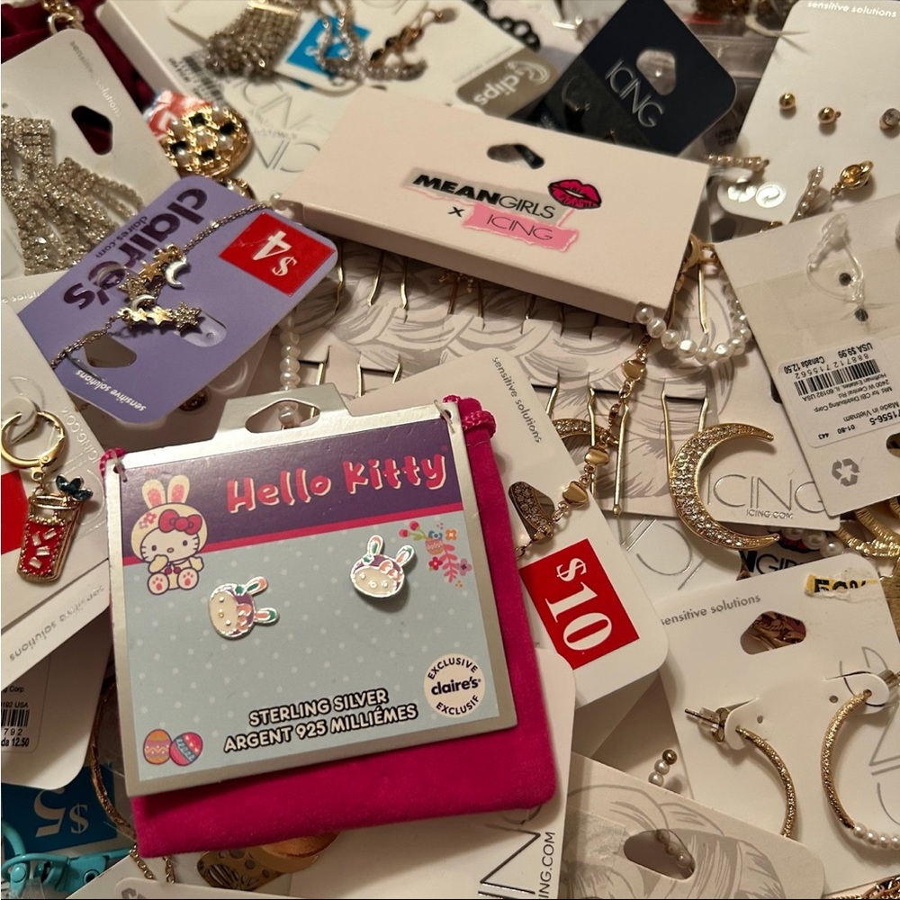 Icing Claire’s wholesale mixed jewelry lot